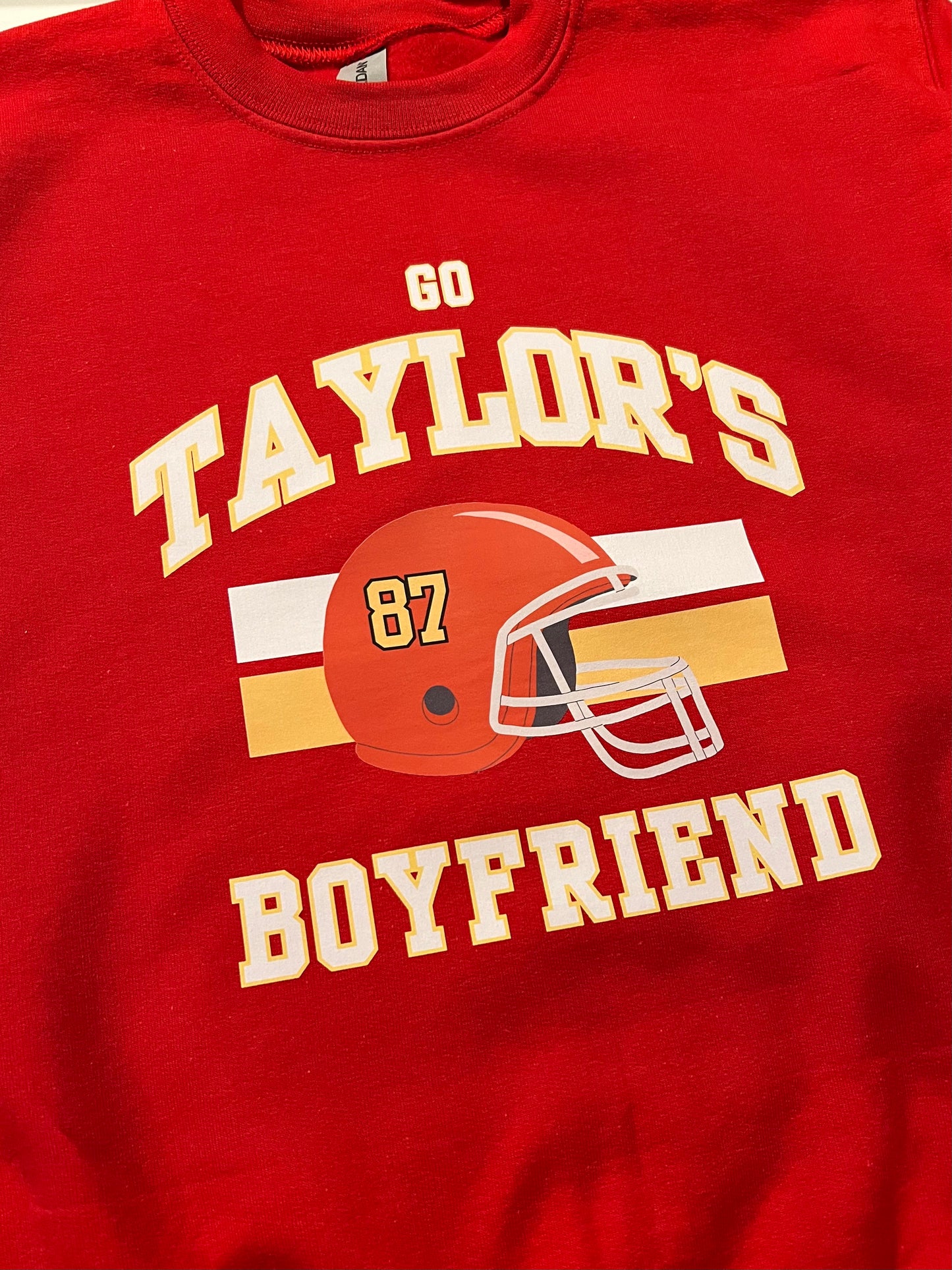 Go Taylor’s Boyfriend